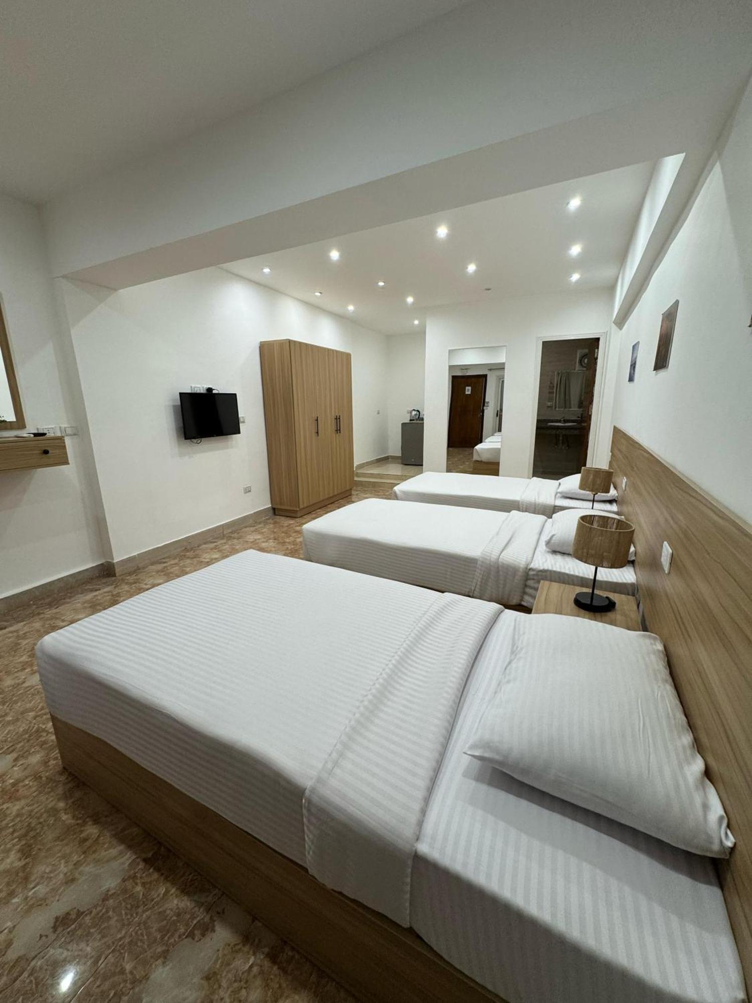 הורגהדה Lilly Rooms And Studio מראה חיצוני תמונה